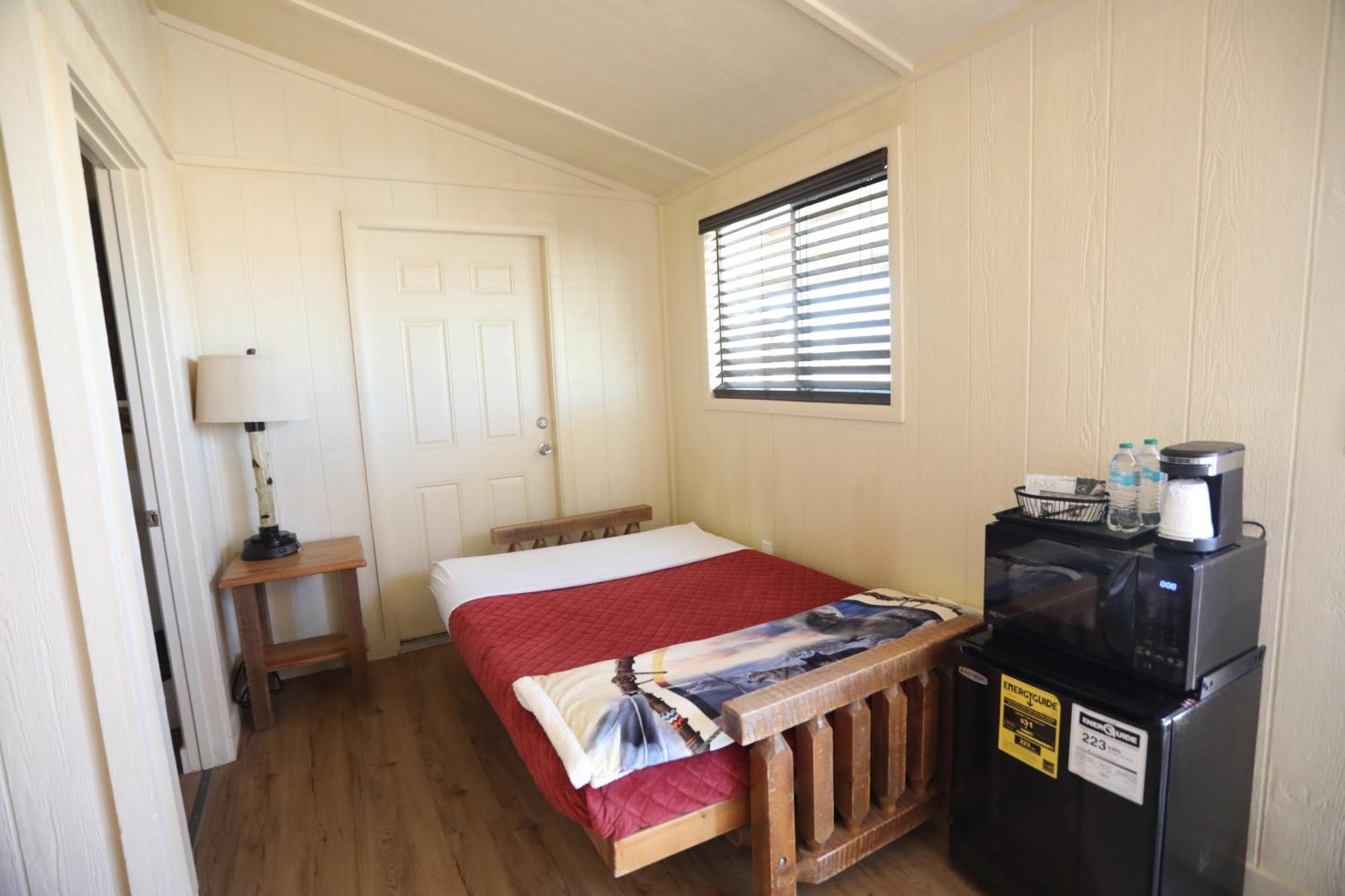 Cabins At Grand Canyon West Peach Springs Exterior photo