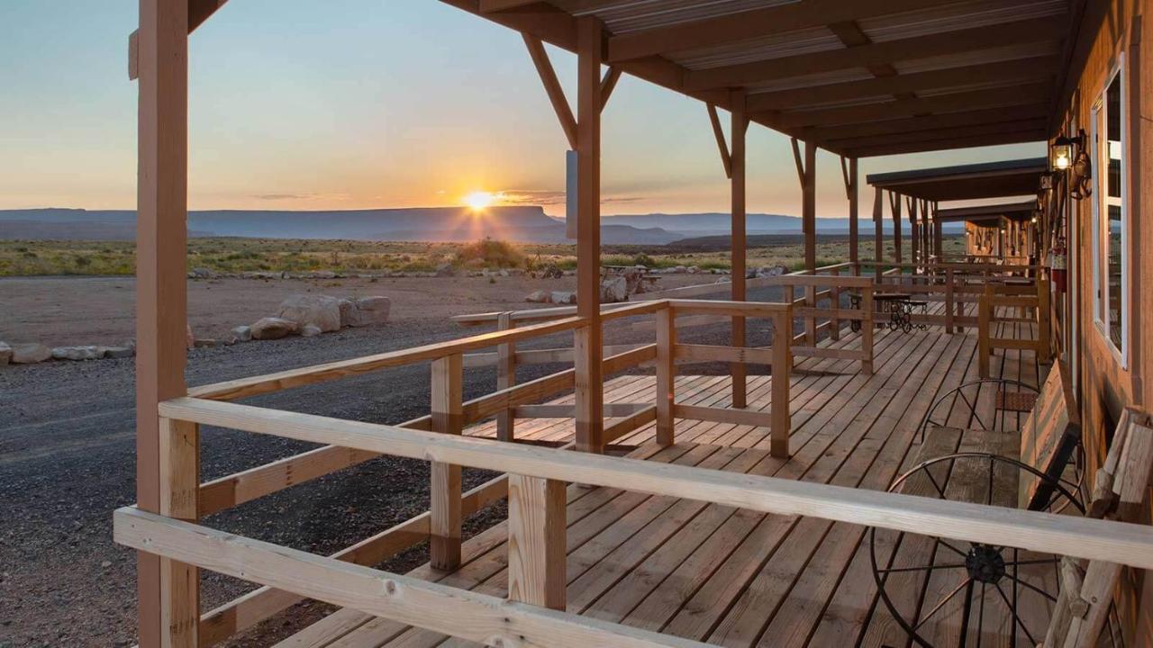 Cabins At Grand Canyon West Peach Springs Exterior photo